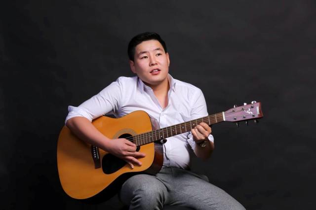 Дуучин Г.Дэлгэрцогтын шинэ уран бүтээл “Хайрламаар” дууны клип